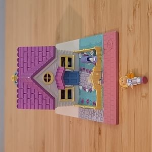 Retro Polly Pocket Cozy Cottage 1993 Bluebird Toys